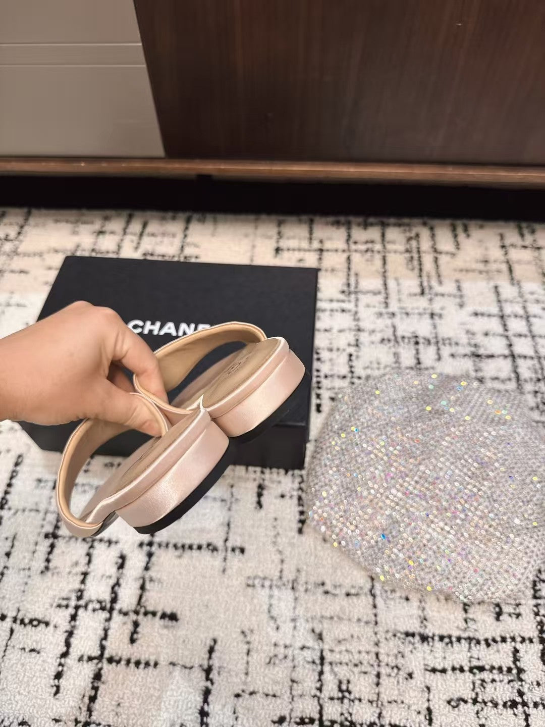 SLIPPERS IN LIGHT PINK SATIN MIX CALFSKIN