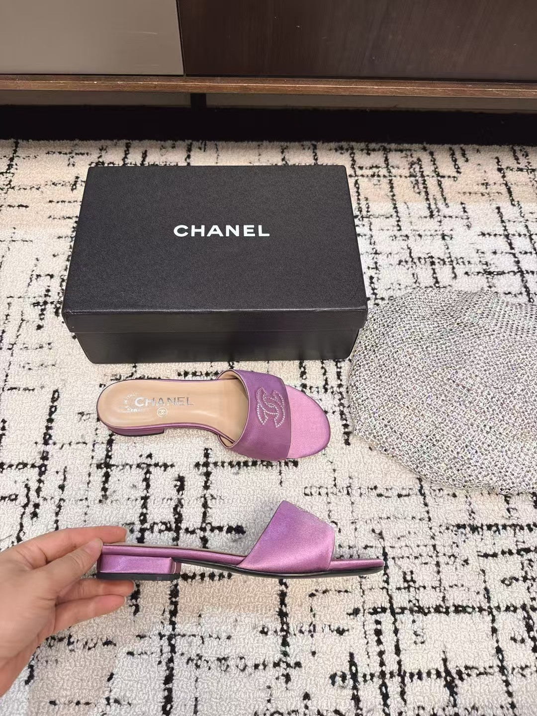 SLIPPERS IN LILAC PURPLE SATIN MIX CALFSKIN