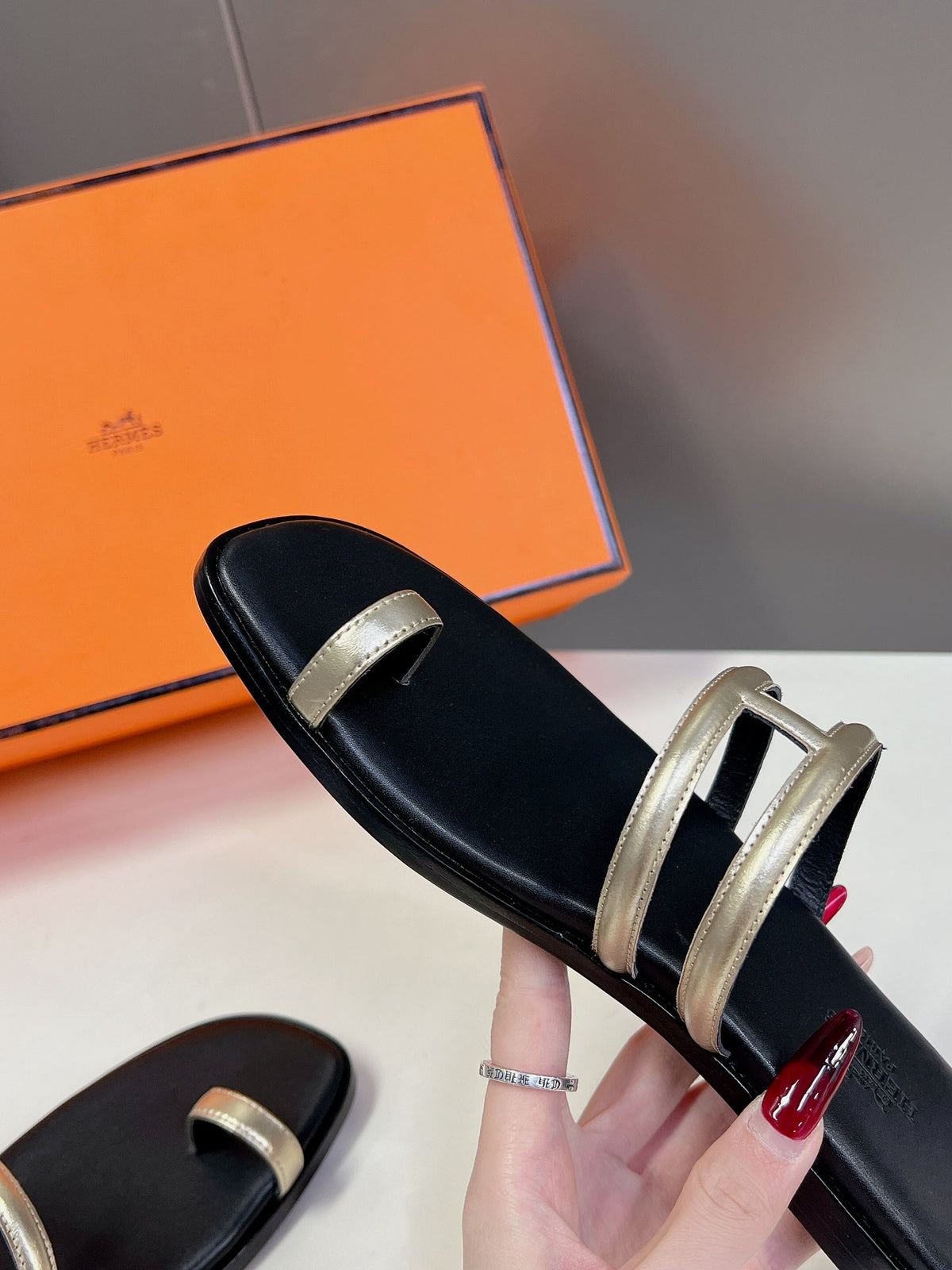 Georgia Sandals Gold Black Calfskin