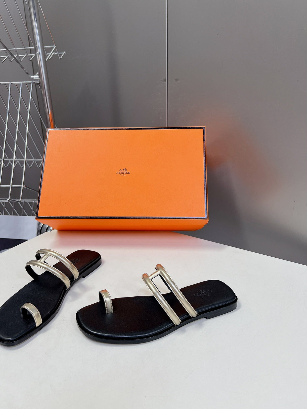 Georgia Sandals Gold Black Calfskin