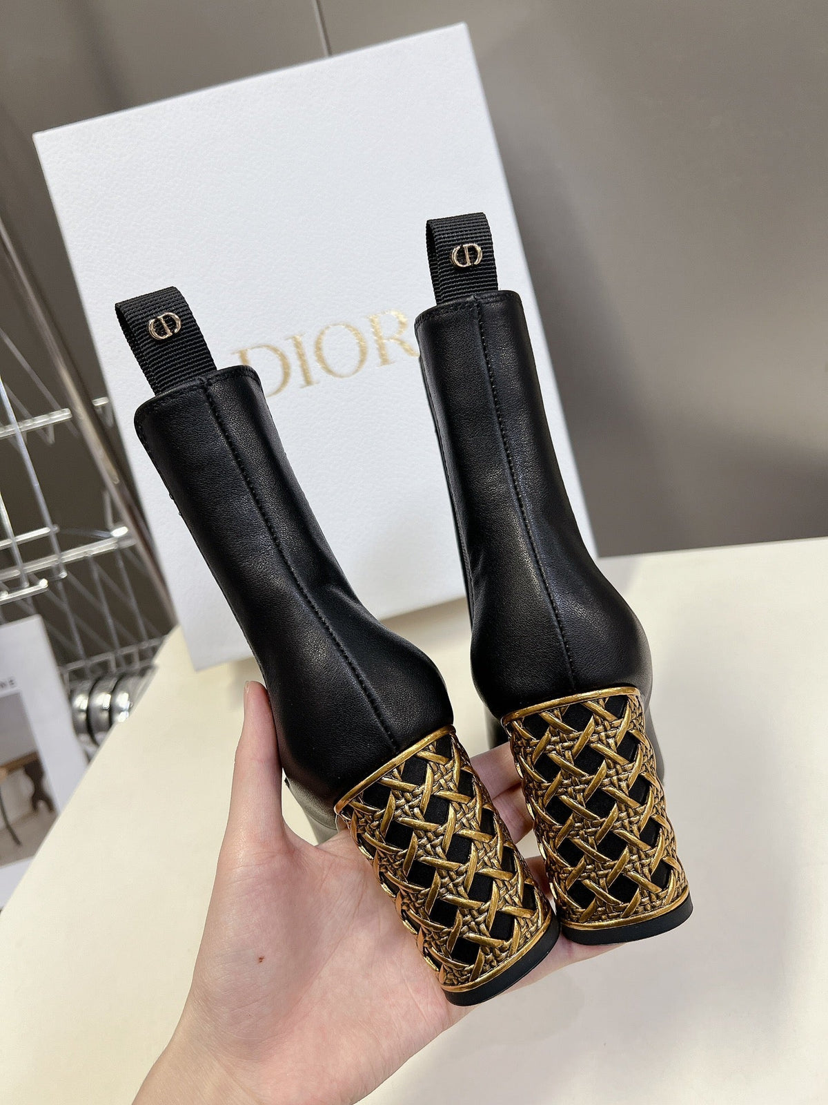 ICON HEELED ANKLE BOOT BLACK CALFSKIN 8 CM