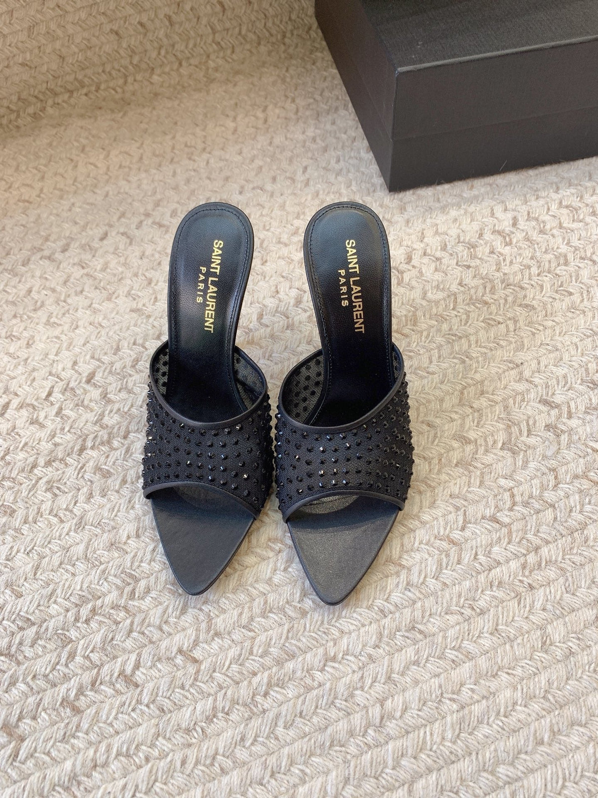 LA 16 HEELED MULES ATTACHED RHINESTONES IN BLACK MESH