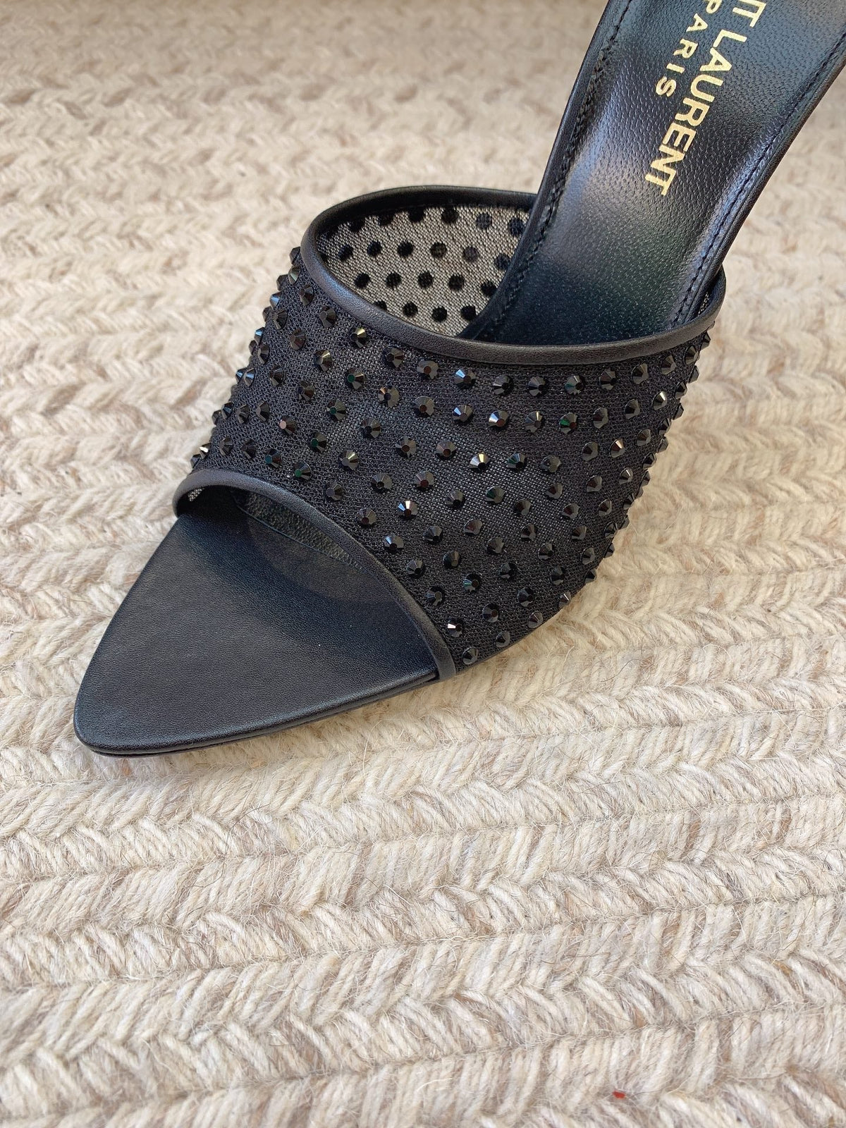 LA 16 HEELED MULES ATTACHED RHINESTONES IN BLACK MESH
