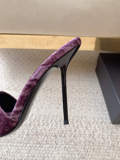 HIGH HEEL SLIDES IN PURPLE VELVET