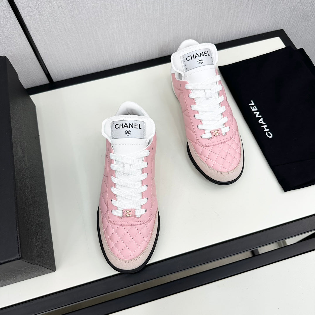 SPORTS SHOES IN LIGHT PINK CALFSKIN