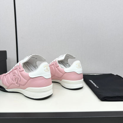 SPORTS SHOES IN LIGHT PINK CALFSKIN