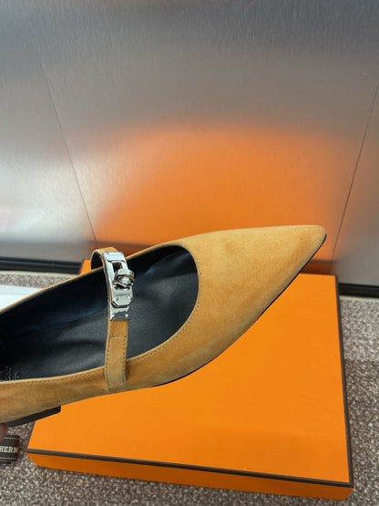 KIARA FLAT PUMP IN BRONZE BROWN SUEDE