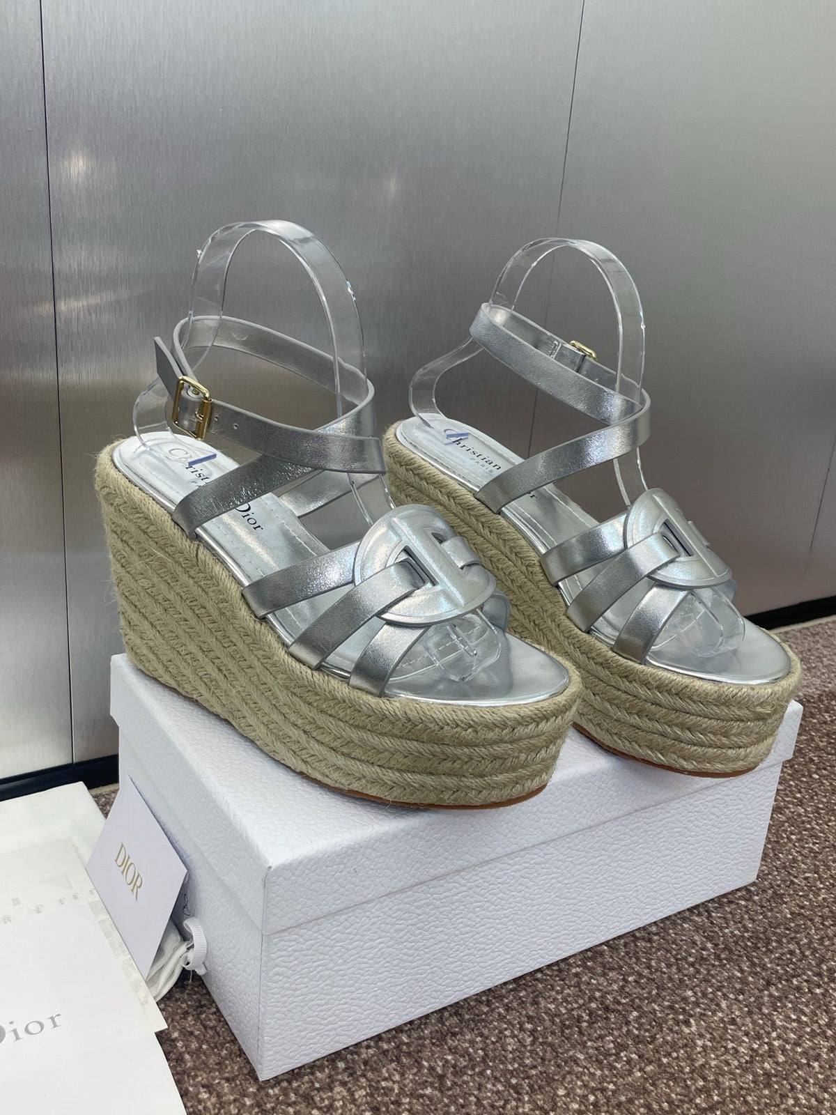 D-CLUB 25S HIGH HEEL WEDGE 100MM IN SILVER GLOSSY CALFSKIN RAFFIA SOLE
