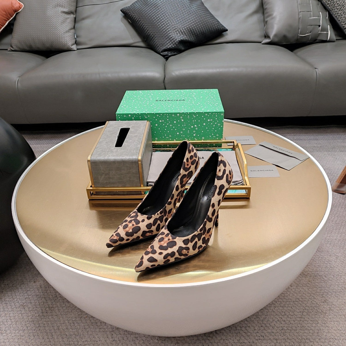 HIGH PUMPS IN BEIGE LEOPARD PRINT SUEDE