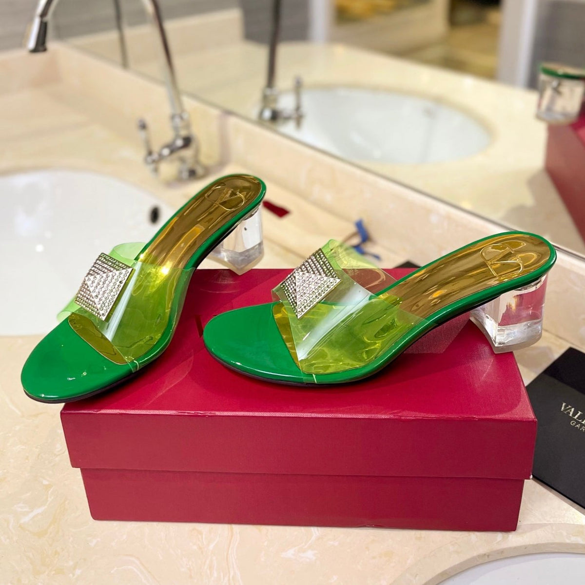 HIGH MULE 60MM IN SHAMROCK GREEN SHEEPSKIN AND TRANSPARENT PVC