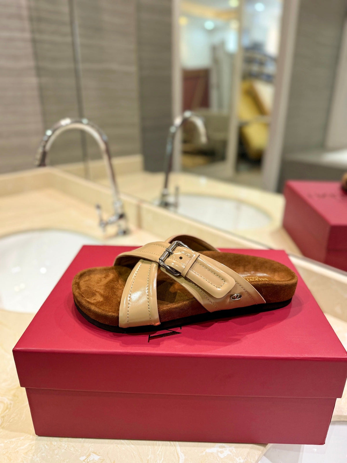 CROSSOVER - STRAP CAMEL BROWN CALFSKIN SLIDE