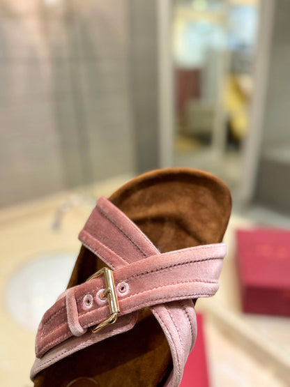 FUSSFRIEND CREPE PINK SILK VELVET SLIDE SANDALS