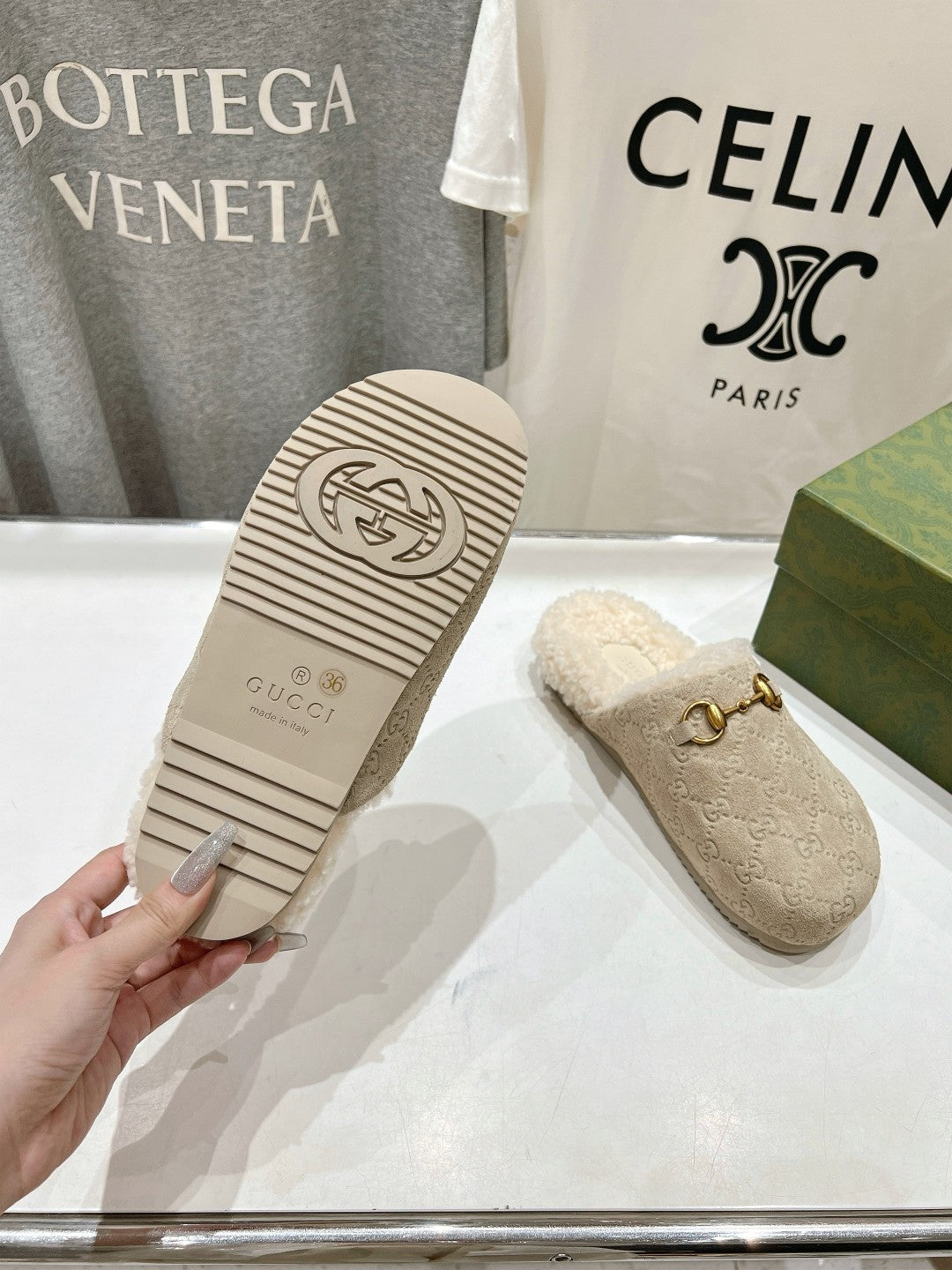 HORSEBIT MULE IN BEIGE EMBOSSED SUEDE AND FLEECE LINING