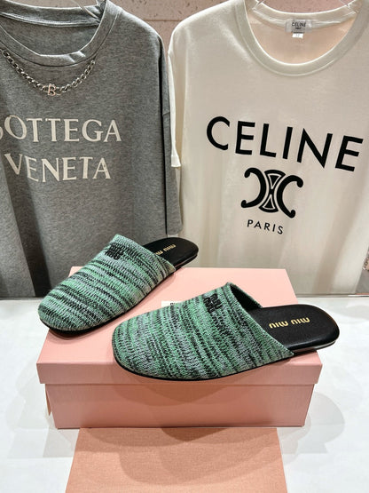 KNITTED MULES IN LIGHT GREEN MIX BLACK WOOL