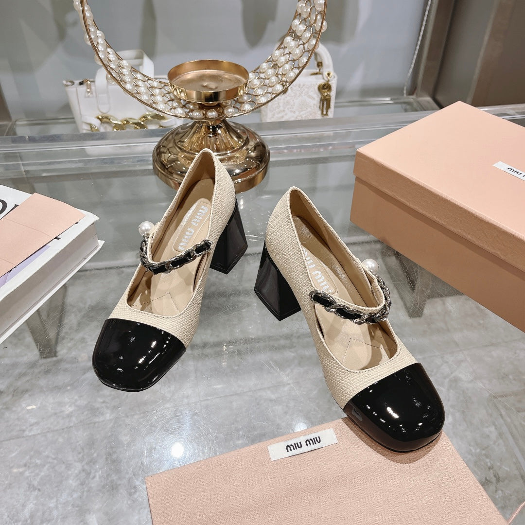 MARY JANE SANDAL CAP TOE BRIGHT CREAM SHEEPSKIN - HIGH HEEL