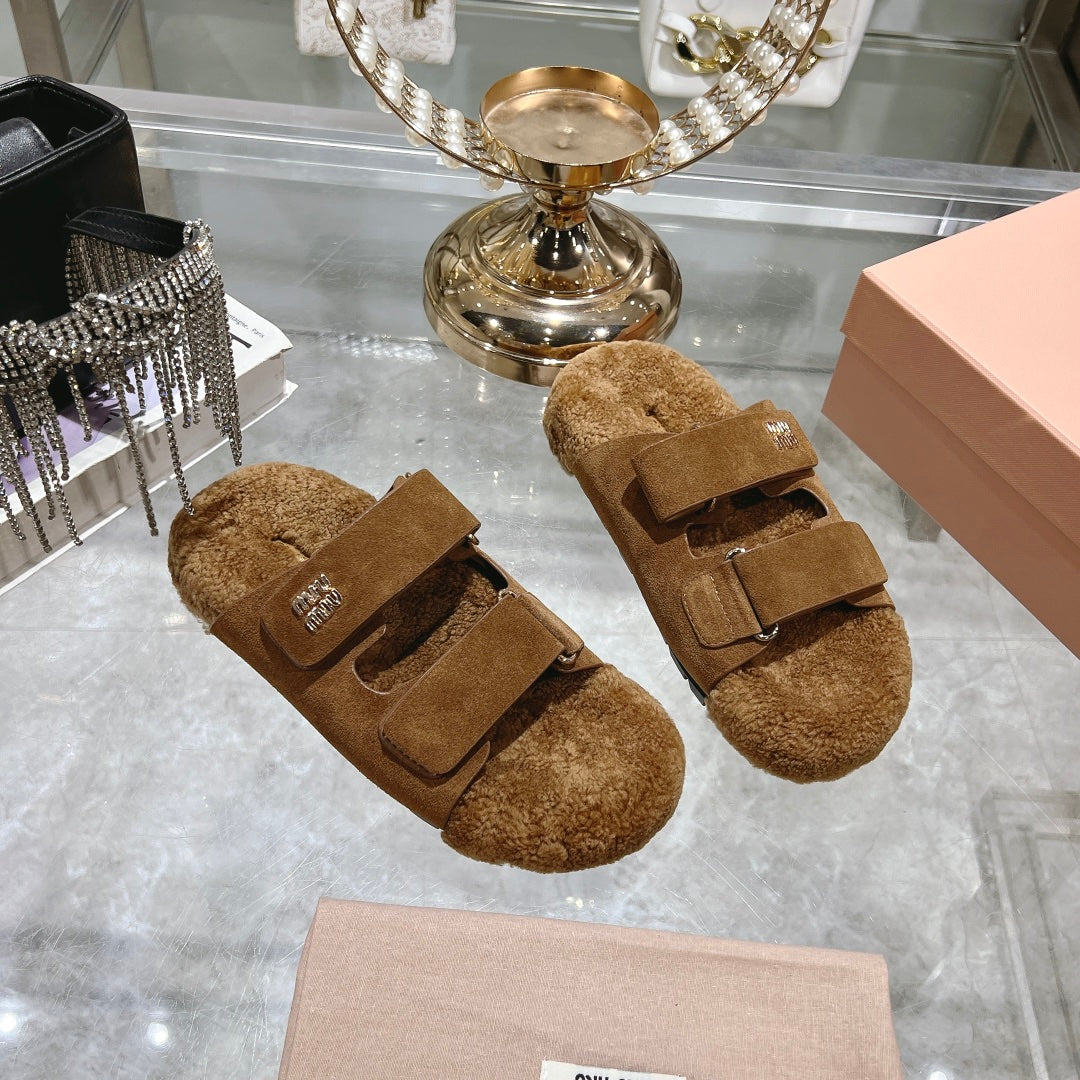 SANDAL SLIDES IN SEPIA BROWN SUEDE AND SHEARLING LINING