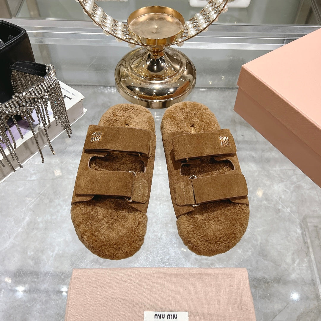 SANDAL SLIDES IN SEPIA BROWN SUEDE AND SHEARLING LINING