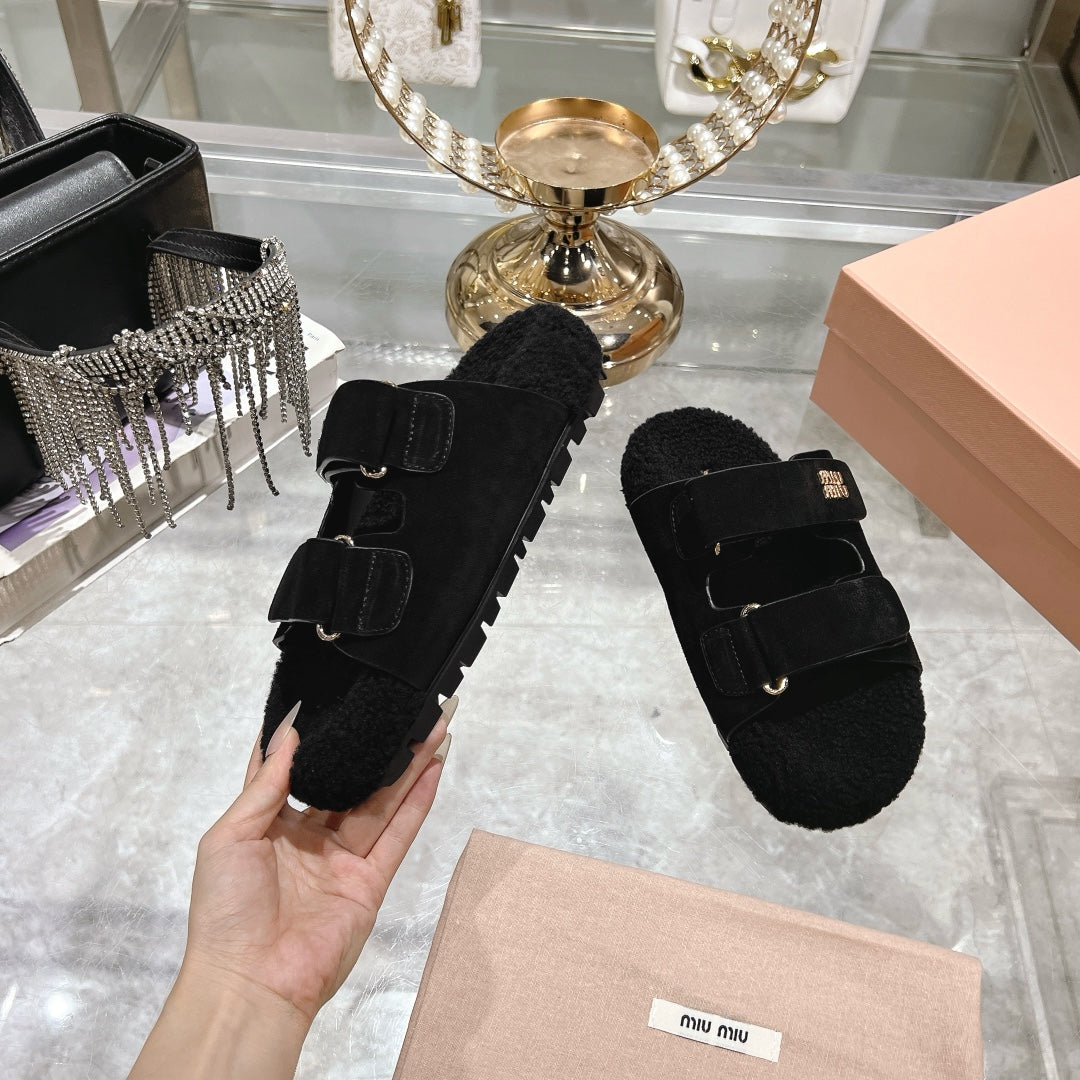 SANDAL SLIDES IN BLACK SUEDE AND SHEARLING LINING