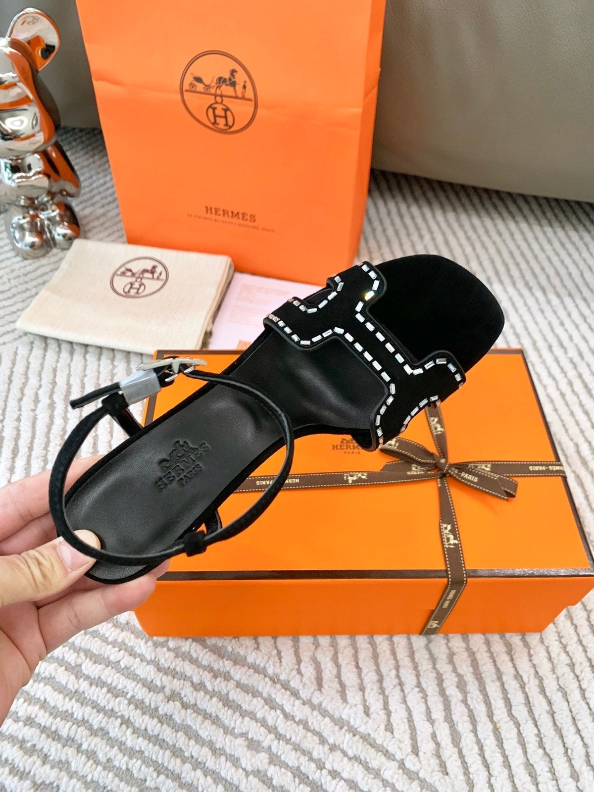 HIGH SANDAL 8.5 CM IN BLACK SUEDE
