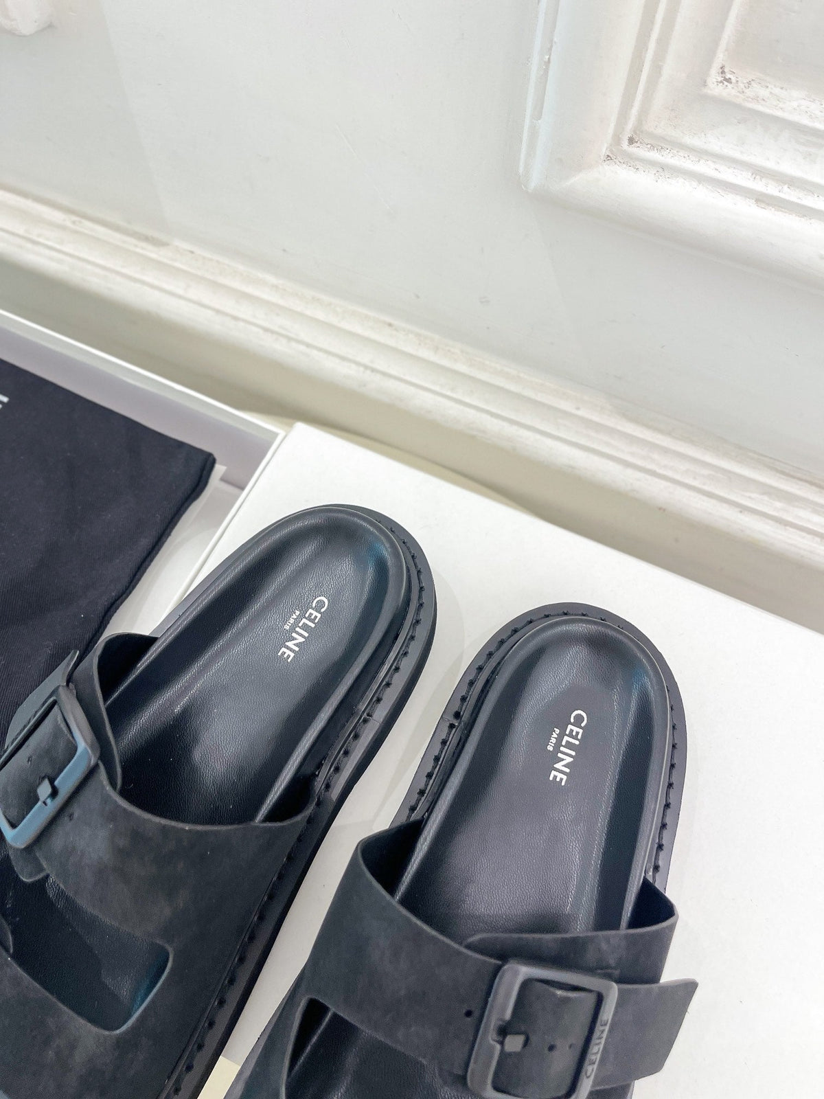 DAD SANDAL MULE IN BLACK SUEDE