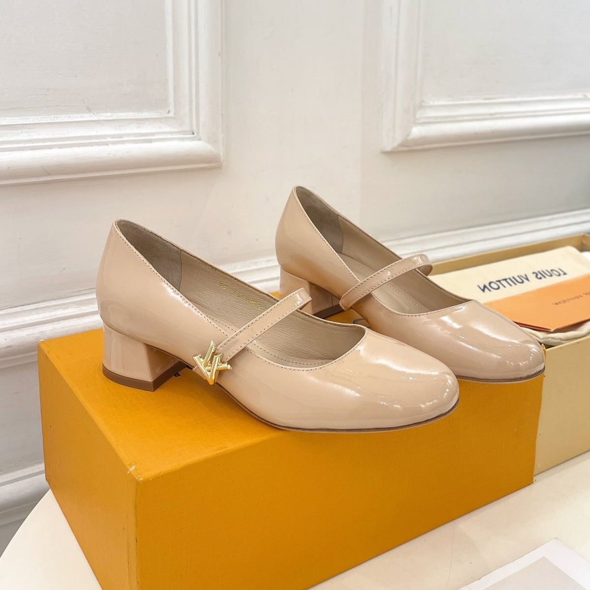 LV WOMEN ROMY HIGH BALLERINA IN GLOSSY BEIGE LAMBSKIN