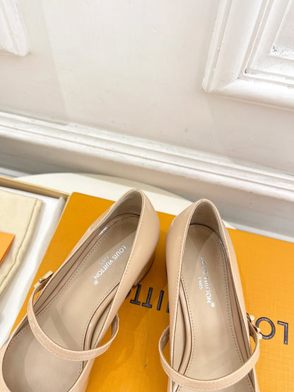 LV WOMEN ROMY HIGH BALLERINA IN GLOSSY BEIGE LAMBSKIN