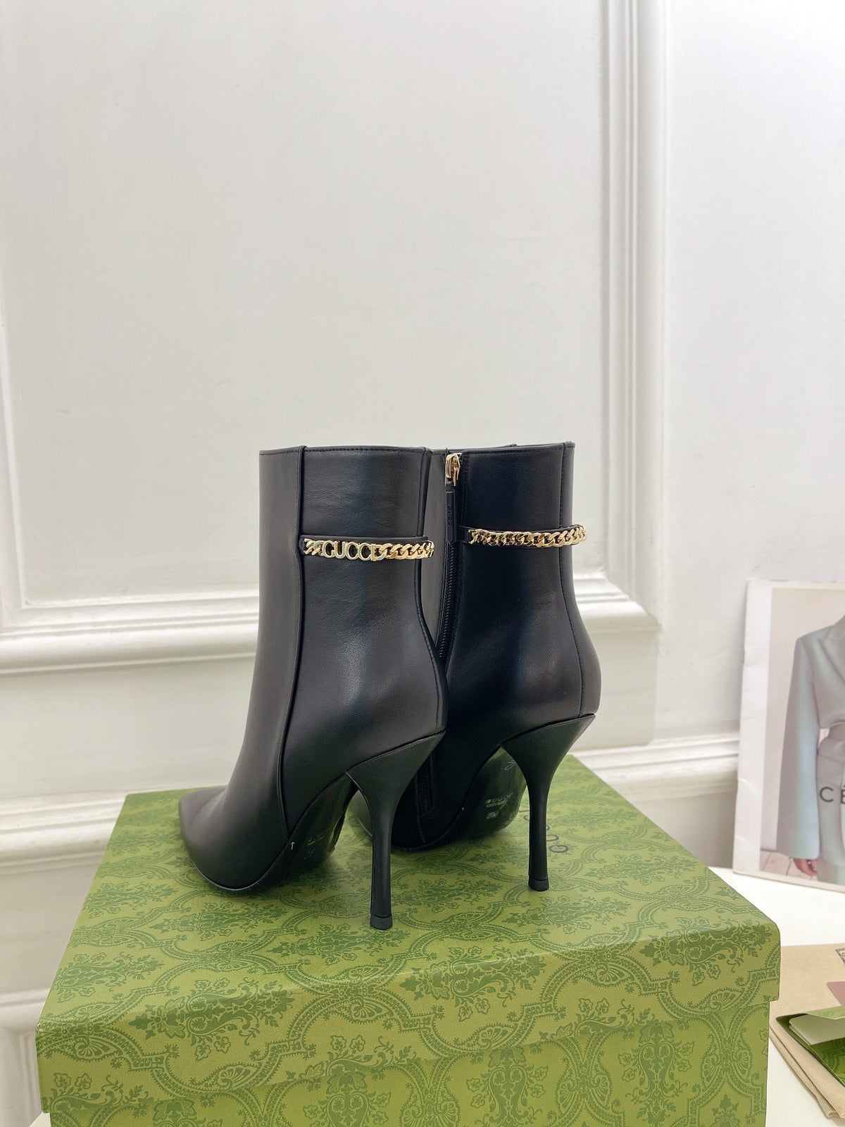 SIGNORIA SHORT BOOTS 10.5CM IN BLACK CALFSKIN