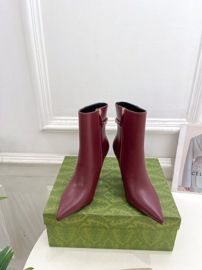 SIGNORIA SHORT BOOTS 10.5CM IN BURGUNDY RED CALFSKIN