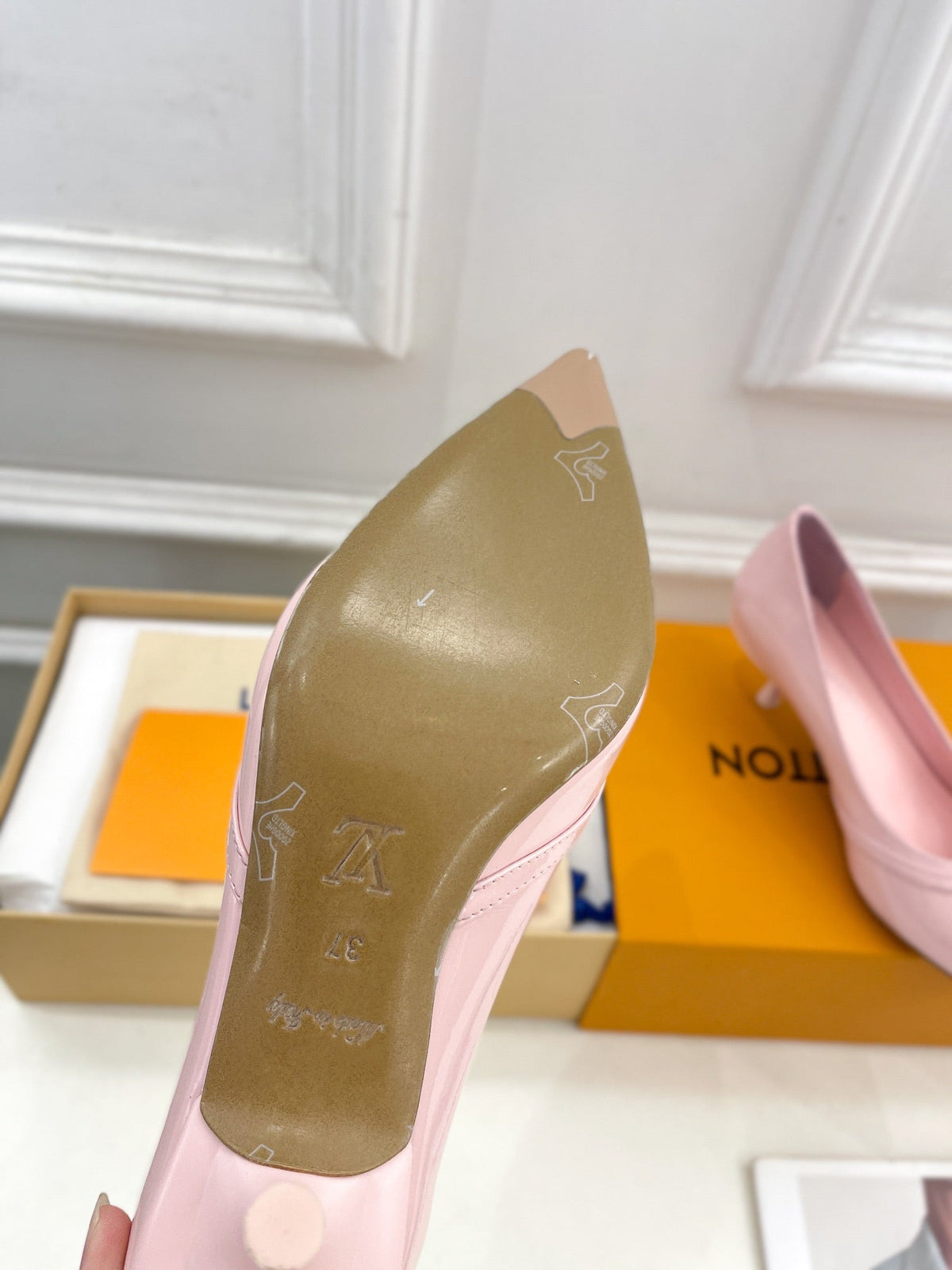 6AM HIGH PUMP 5 CM IN BABY PINK CALFSKIN