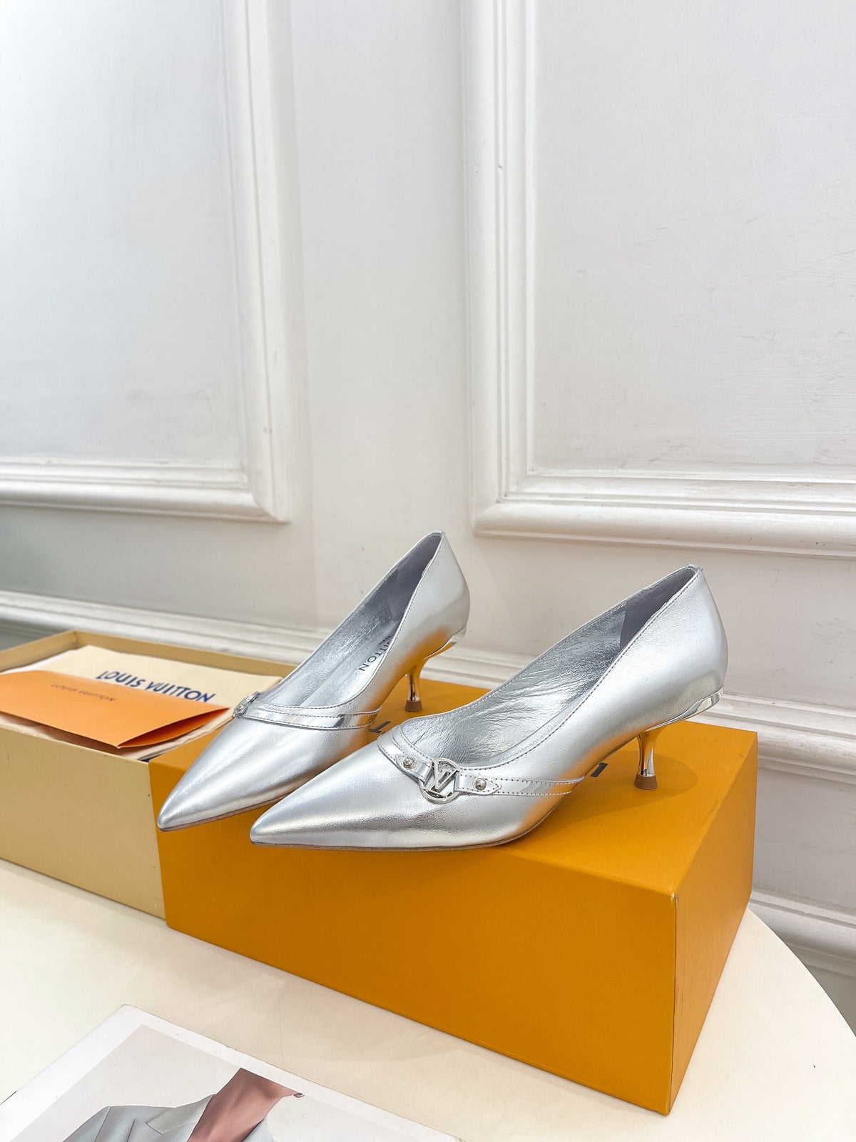 6AM HIGH PUMP 5 CM IN SILVER CALFSKIN