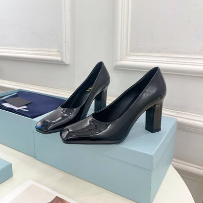 SQUARE TOE HIGH PUMPS IN BLACK GLOSSY CALFSKIN