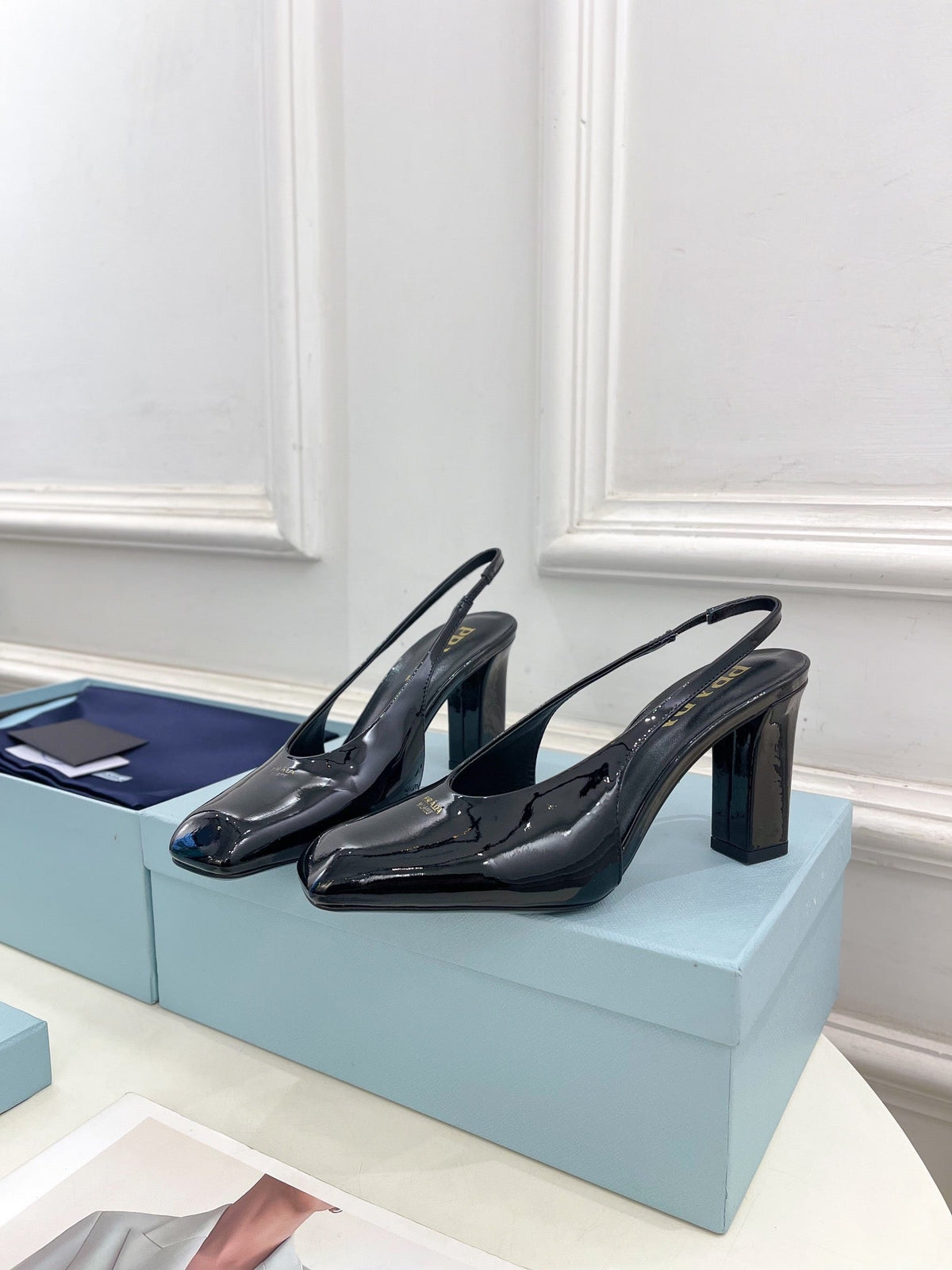 SQUARE TOE SLINGBACK PUMPS IN BLACK GLOSSY CALFSKIN