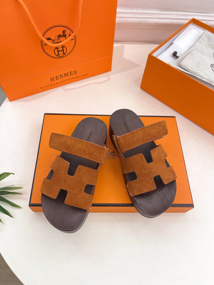 KOS CLOG IN BRONZE BROWN SUEDE