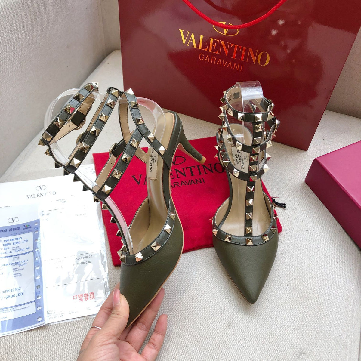 ROCKSTUD MOSS GREEN METALLIC CALFSKIN ANKLE STRAP HIGH SANDAL