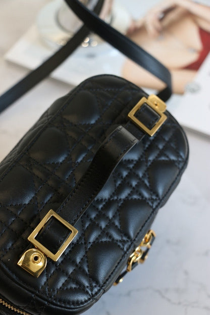 SMALL TRAVEL VANITY CASE BLACK LAMBSKIN